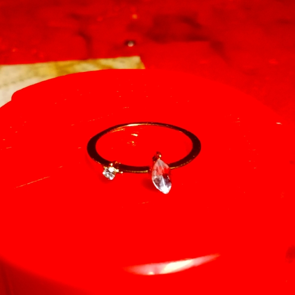 Women's ring